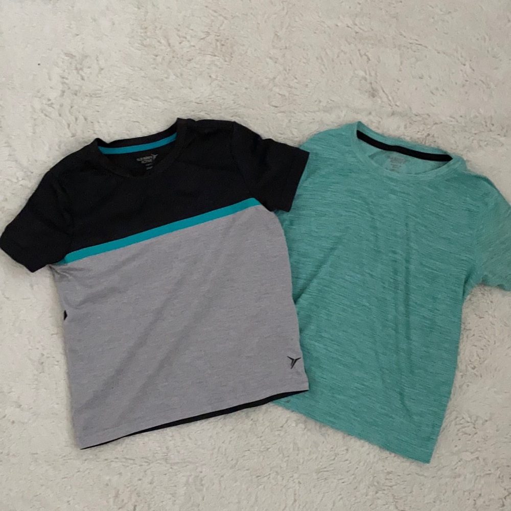 Pair old navy active tees
